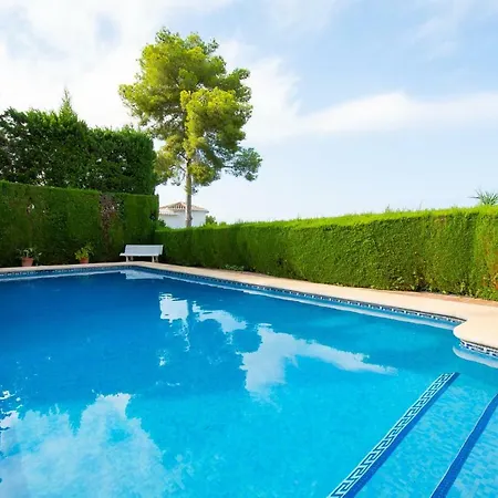 Laurel By Aguilarent